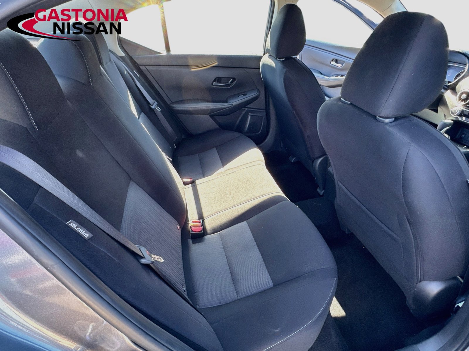 Used 2025 Nissan Sentra SV FWD image 33