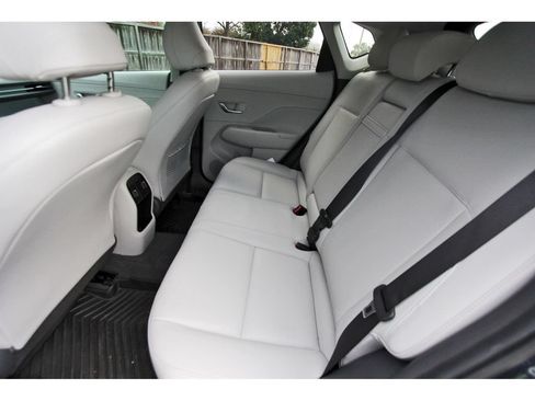 Used 2025 Hyundai Kona Limited AWD/4WD image 14