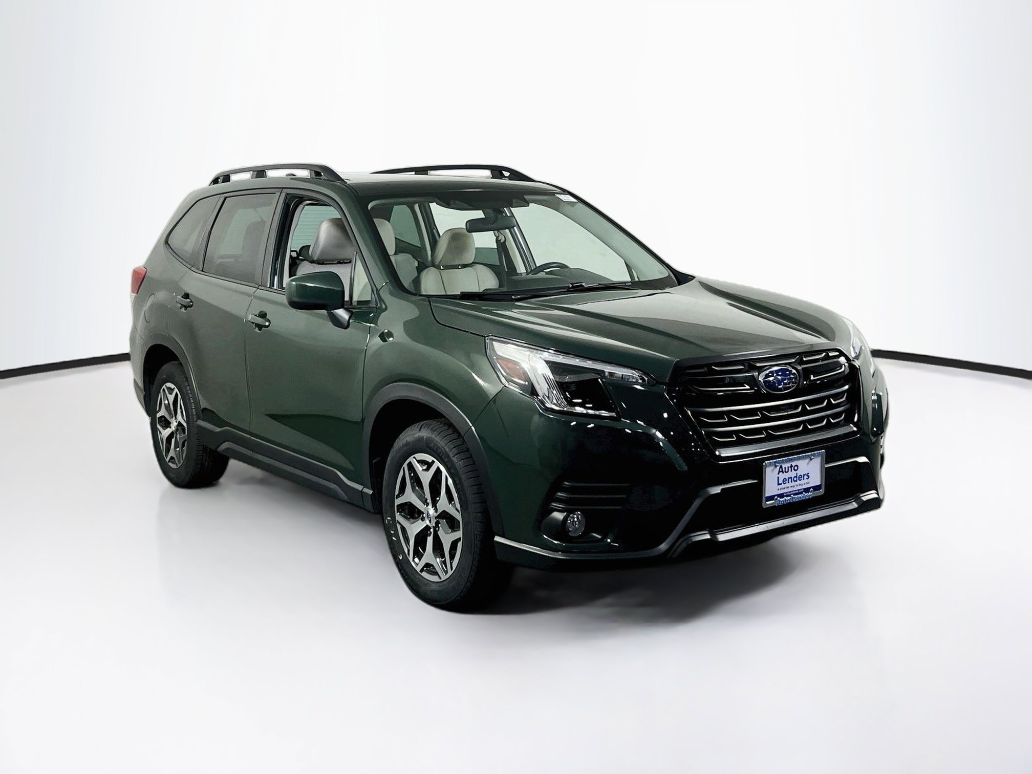 Used 2023 Subaru Forester Premium AWD/4WD image 3