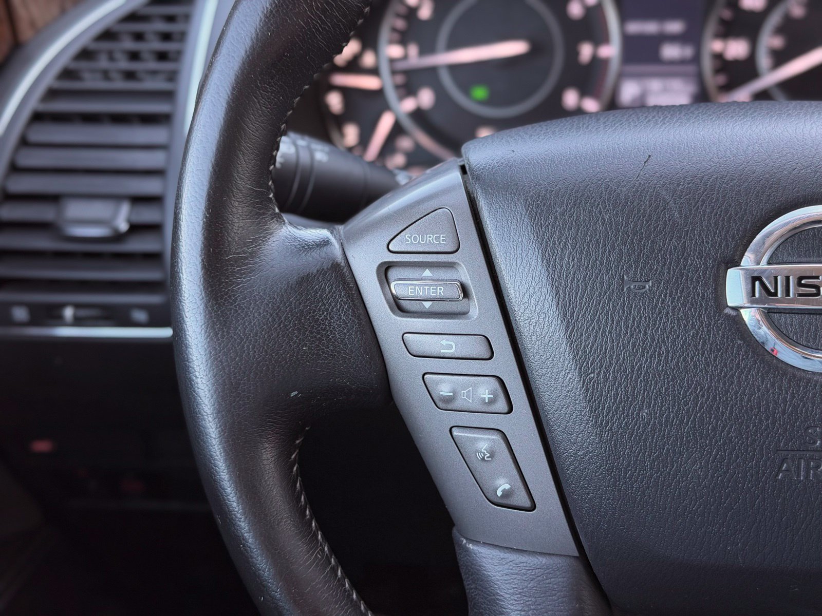 Used 2019 Nissan Armada SV w/ Driver Package RWD image 48