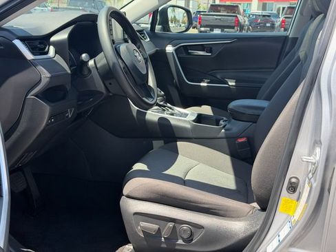 Used 2022 Toyota RAV4 XLE w/ Convenience Package AWD/4WD image 16