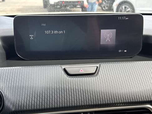 Used 2024 MAZDA CX-90 3.3 Turbo w/ Select Package image 12