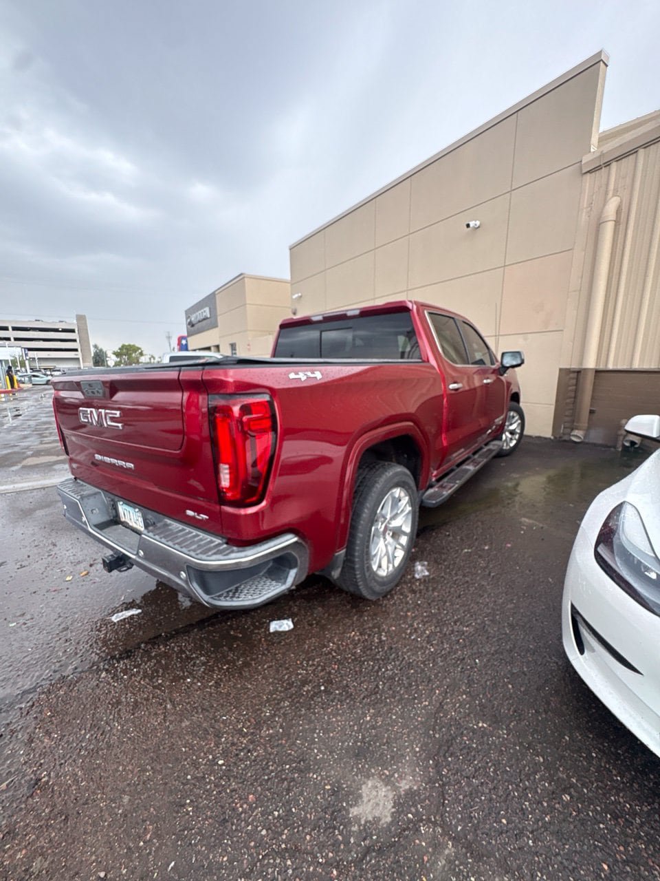 Used 2019 GMC Sierra 1500 SLT w/ SLT Premium Plus Package AWD/4WD image 9