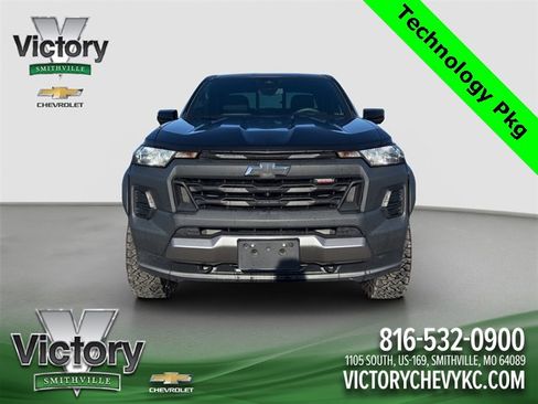 Used 2023 Chevrolet Colorado Trail Boss w/ Technology Package image 2
