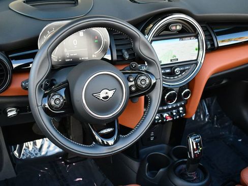 Used 2021 MINI Cooper S image 59