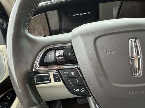 Used 2019 Lincoln Navigator L Reserve w/ Cargo Package AWD/4WD image 25