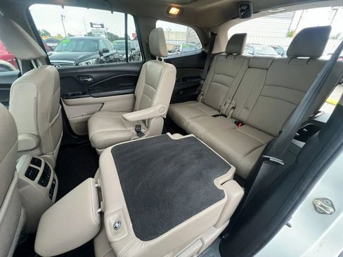 Used 2017 Honda Pilot Elite image 36