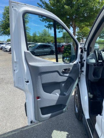 Used 2018 Ford Transit 250 148 Low Roof RWD image 18
