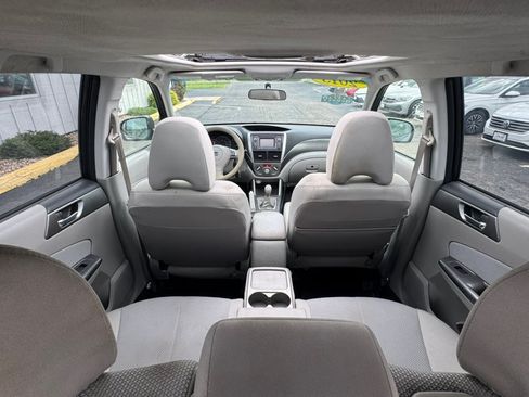 Used 2013 Subaru Forester 2.5X Premium AWD/4WD image 27