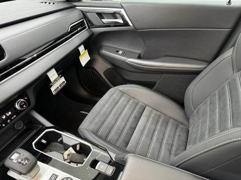 New 2026 Mitsubishi Outlander SE AWD/4WD image 18