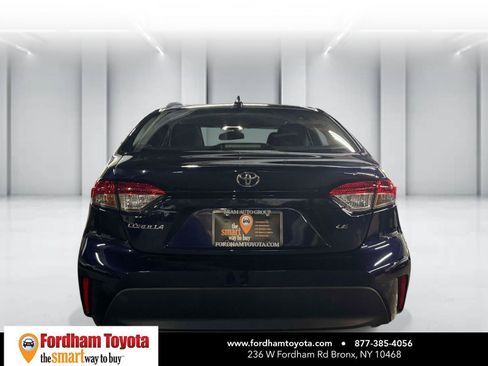 Used 2025 Toyota Corolla LE FWD image 6