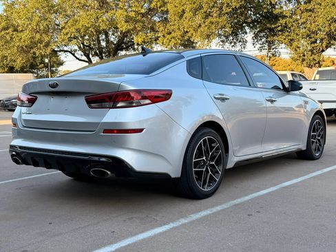 Used 2020 Kia Optima SE FWD image 3