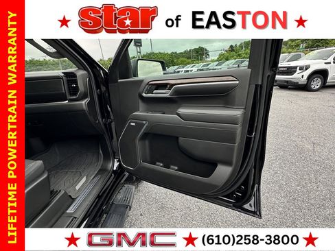 Used 2022 GMC Sierra 1500 Elevation w/ Preferred Package image 11