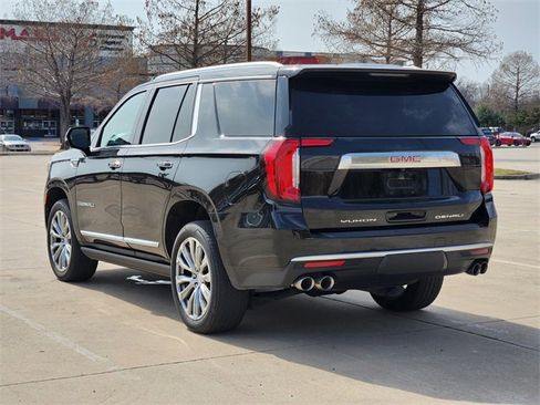 Used 2023 GMC Yukon Denali image 7