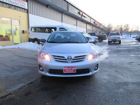 Used 2013 Toyota Corolla LE image 31