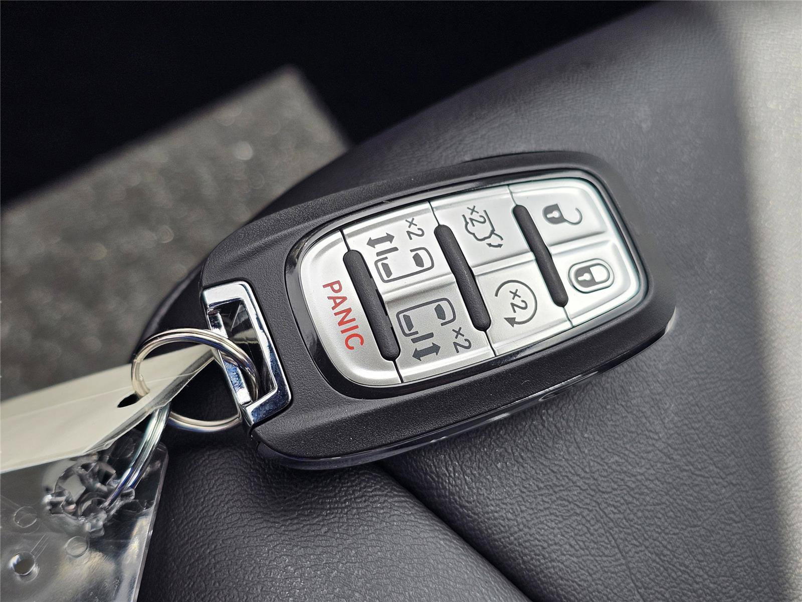 New 2027 Chrysler Pacifica Select FWD image 29