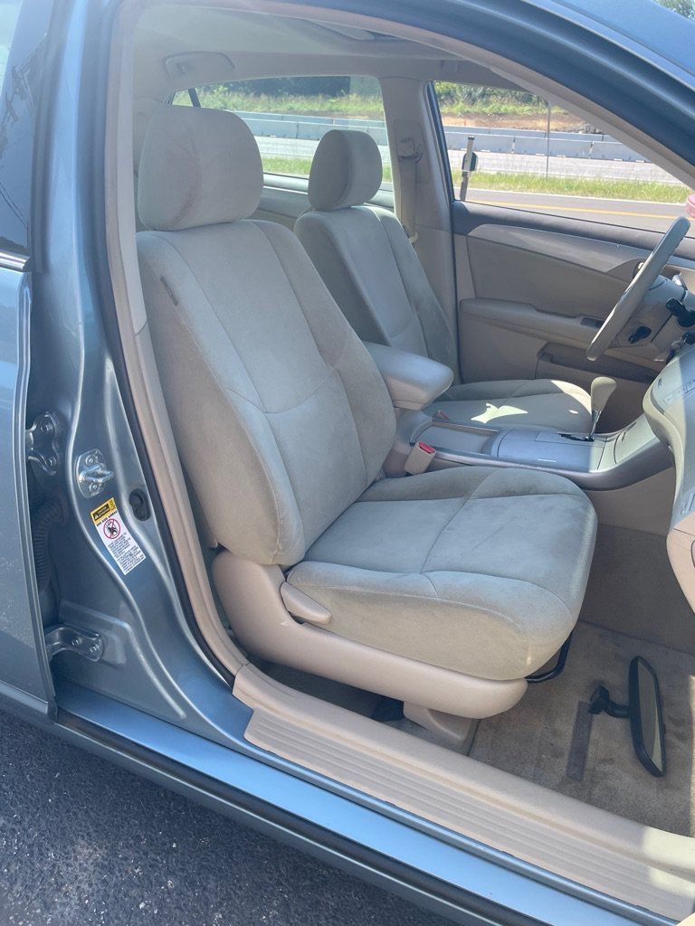 Used 2006 Toyota Avalon XL FWD image 23