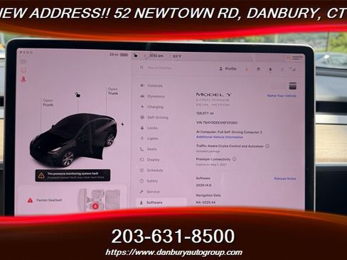 Used 2022 Tesla Model Y Long Range AWD/4WD image 24