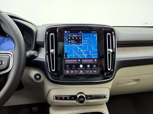 New 2026 Volvo XC40 B5 Ultra w/ Climate Package AWD/4WD image 27