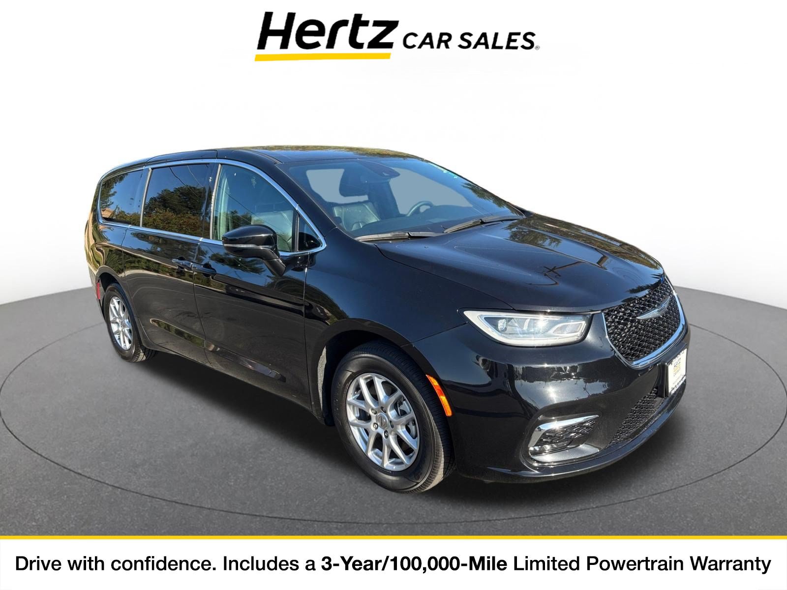 Used 2025 Chrysler Pacifica Select FWD image 1