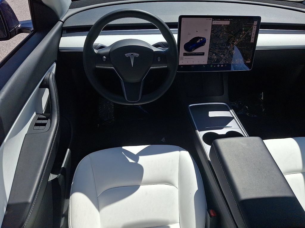 Used 2022 Tesla Model Y Long Range AWD/4WD image 11