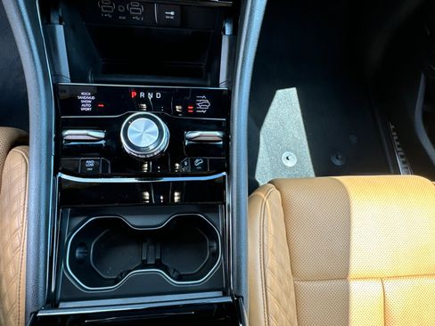 Used 2023 Jeep Grand Cherokee Summit image 14