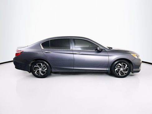 Used 2017 Honda Accord LX image 10