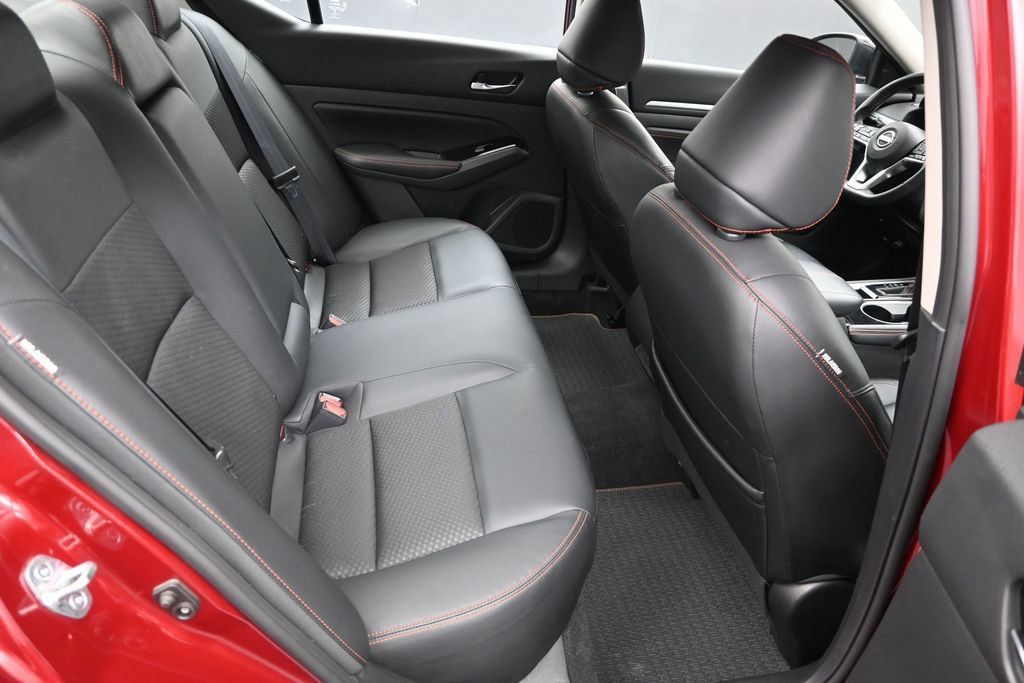 Certified 2023 Nissan Altima 2.5 SR FWD image 24