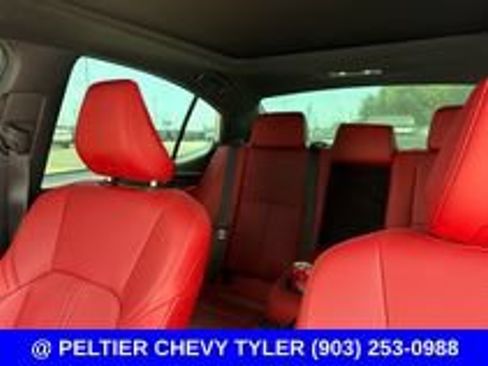 Used 2025 Toyota Camry XSE FWD image 14