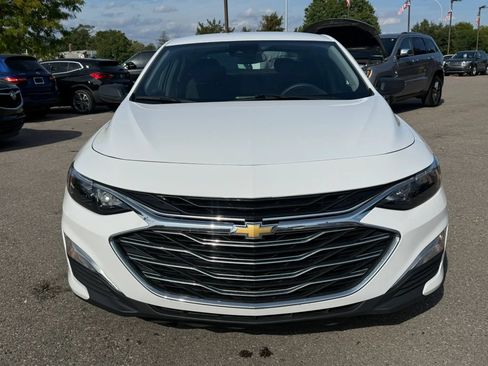 Used 2023 Chevrolet Malibu LS w/ LPO, Floor Liner Package FWD image 2