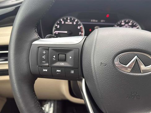 Certified 2025 INFINITI QX60 Pure w/ Cargo Package image 17