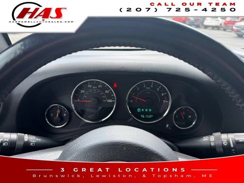 Used 2017 Jeep Wrangler Unlimited Sport w/ Quick Order Package 24S AWD/4WD image 16