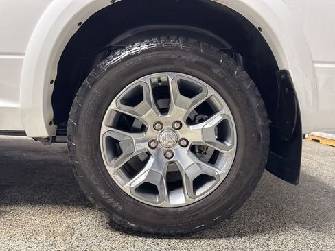 Used 2019 RAM 1500 Laramie w/ Convenience Group image 17