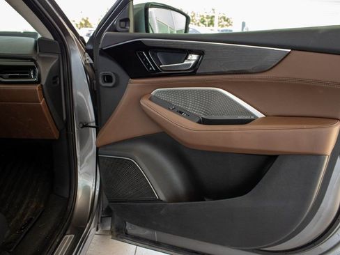 Used 2024 Acura MDX SH-AWD w/ Advance Package image 34