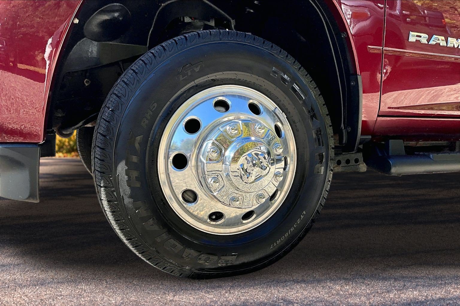 Used 2023 RAM 3500 Laramie AWD/4WD image 10