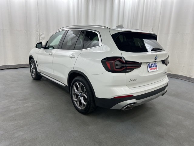 Used 2023 BMW X3 xDrive30i w/ Premium Package AWD/4WD image 4