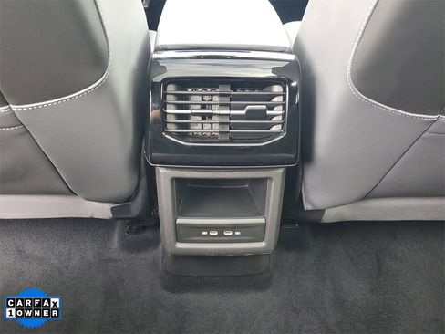 Used 2024 Volkswagen ID.4 S image 11