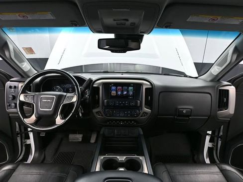 Used 2017 GMC Sierra 2500 Denali AWD/4WD image 27