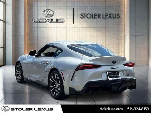 Used 2021 Toyota Supra w/ Safety & Technology Package RWD image 7