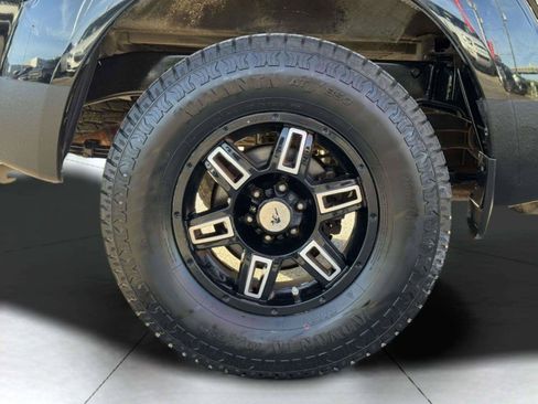 Used 2015 Nissan Frontier S RWD image 60