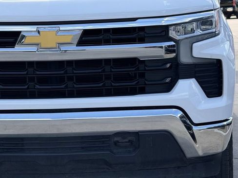 Used 2026 Chevrolet Silverado 1500 LT AWD/4WD image 9