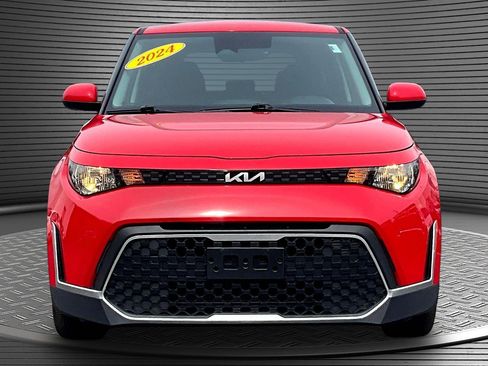 Used 2024 Kia Soul LX w/ Option Group 015 image 2