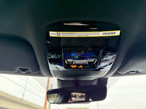 New 2026 Lexus RX 450h AWD image 23