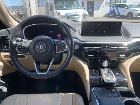 Used 2023 Acura MDX SH-AWD image 11