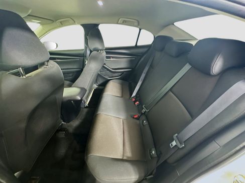 Used 2024 MAZDA MAZDA3 s w/ Black Accent Package FWD image 26