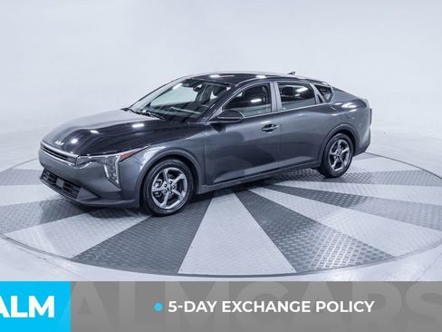 Used 2025 Kia K4 FWD image 3