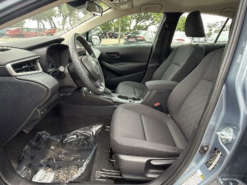 Used 2024 Toyota Corolla LE FWD image 16