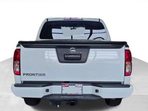 Used 2019 Nissan Frontier S w/ Work Truck Package image 4