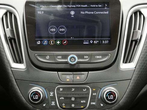 Used 2025 Chevrolet Malibu LT FWD image 20