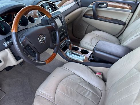 Used 2010 Buick Enclave CXL w/ Trailering Provision Package image 4